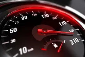 车速为何120公里最费油？汽车工程师：保持这一速度最省油！图片