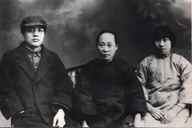 76年，陕西农民河边挖出几具白骨，死者中竟有毛主席的亲侄毛楚雄图片