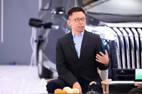 张朝阳：说话磕巴的人更有知识图片
