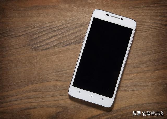 oppo手机黑屏怎么强制关机 手机遇到黑屏无法操作 这里有急救攻略