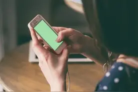 《意外发现老公的秘密，让我忍不住发抖…》图片