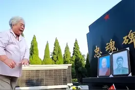 1948年父亲牺牲在淮海战役，70年后，女儿在电视剧中发现他的身影图片
