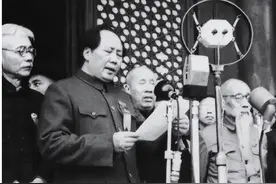 世界公认的九大伟人我国占据两席，均排进前三位，超过了美苏两国图片