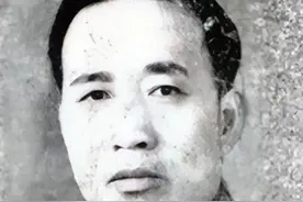 国军51军军长，在上海率部起义，为何按投诚对待？后来结局怎样？图片