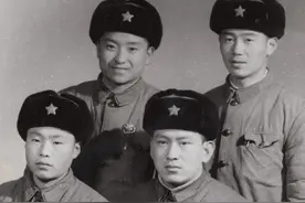 1960年我弟弟被拐走，十多年后我们在部队中重逢，他不愿意回家图片