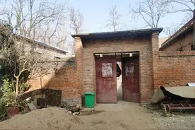 我老公为了在村子里有块宅基地，干的那些蠢事图片