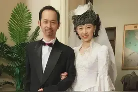 62岁的369王虾吴家辉，戏里是牛局长的跟班，现实妻子从来不出镜图片