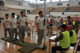 男孩11岁-15岁是身高猛涨期，家长牢记饮食“三坚持四不要”图片