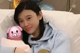 产后复出的女星：杨幂宛若少女，姚晨无戏可拍，唐嫣胖到不敢认！图片