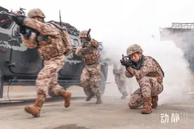 高燃现场！直击贵州武警特战队员城市反恐演练图片