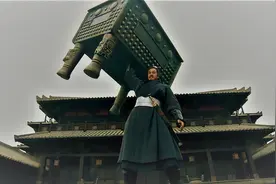 力能扛鼎的霸王项羽，举起来的鼎有多重？其实现代人也可以举起来图片