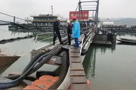 重庆交通运输执法：筑牢危化品码头冬季消防安全“防火墙”图片