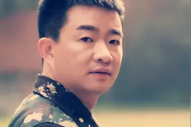 那个曾经“骗”我们当兵的大男孩，二次入伍后干到了大校后退休了图片