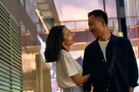 喜欢一个人时，身体发出的4大信号，假不了！图片