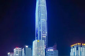 在深圳地标灯光秀中，看到了每个湾区人的新年心愿图片