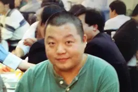 臧天朔:扇梅婷耳光，砸成龙那英场子，成也《朋友》，败也朋友图片