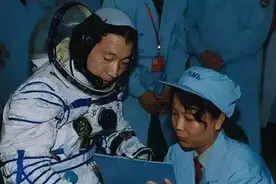 杨利伟在太空听到神秘"敲门声"，13年后谜底揭晓，多亏他当时冷静图片