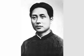 师范毕业的毛泽东，为何让军事科班生，成为手下败将？图片