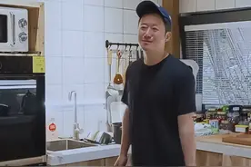 谢楠回应被劝离婚，她和吴京会是下一对被误解的朱丹周一围吗？图片