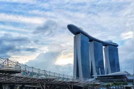 中国新加坡将互免签证，新加坡酒店搜索量增4倍，出境游“说走就走”图片