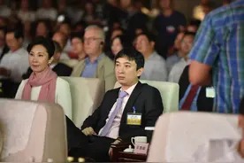 万达大地震，王思聪终究还是成了接班人图片