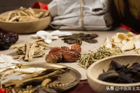 反酸烧心、烂嘴牙痛，多半是胃火在作祟，送你几个小方，扑灭胃火图片