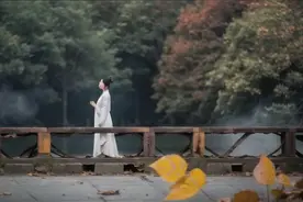 农村俗语：“眉怕两相交，耳怕个不大”，啥意思，耳朵小不好吗图片