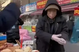 沈阳急了！烤鱿鱼骗局后续：摊主摊上事了，隐蔽手法全国各地都有图片