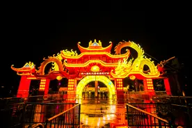 去武汉园博园，赏45米长“龙”灯图片