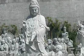 涨知识！石雕观音菩萨像为什么有男相也有女相？图片