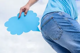 经常放屁就是肝不好吗？医生直言：屁多可能是3大原因所致图片