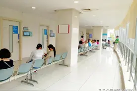 一个三甲医院医生的自白：离开体制后，我成了民营医院的拉客小哥图片