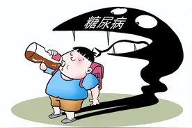 晚上睡觉嘴巴总是“发干”？别以为是缺水，或是4种疾病警报！图片