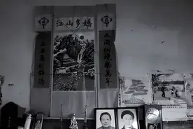 老人安葬后，遗像怎么处理比较好？能不能留着？图片