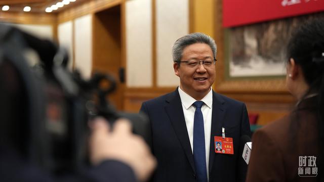 时政新闻眼丨发展新质生产力，习近平为何强调“因地制宜”四个字？