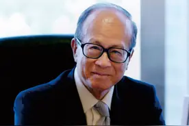 超人李嘉诚——2013年为何紧急撤离？图片