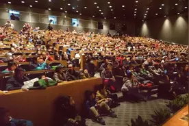 77岁的北大教授，决定成为"太空导游"图片