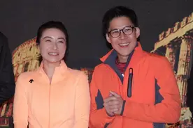 向甘肃再捐款7000万，郭晶晶与霍启刚闷声做慈善，四年捐了三个亿图片