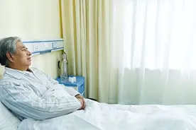 热搜上“我爸退出了家人群”事件，背后藏着多少“有毒”父母图片