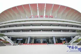 广州新起点！广州白云站今日开通图片