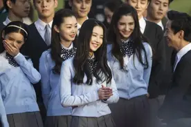 才9年，何炅选的“栀子花四帅”凉了俩，四美的差距竟也这么大了图片