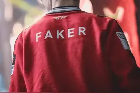 虎扑评分丨LOL选手帅气瞬间图片