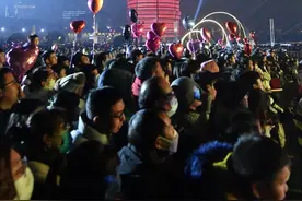 郑州“最鸡肋”的地铁线？跨年1号线已挤瘫，它仍是空空荡荡...图片