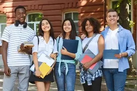 你知道中国到现在有多少人选择了移民吗？图片