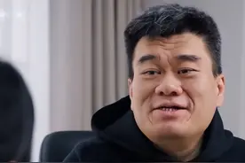 飞行员陪父亲看病遇医学教授，一句“小伙子，你有病”，改变人生图片