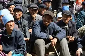 我最后悔的就是，我们姐妹俩嫁给兄弟俩。图片