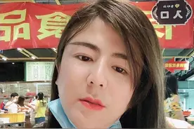 雌雄同体“33年”的她，男女生殖器官都有，正在通过媒体寻求帮助图片