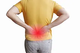 腰间盘突出压迫神经要想不反复，我是这么做的图片