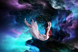 晚上做梦梦到蛇，到底是好事还是不好的事？来看看正经分析图片