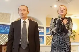 2011年，安徽48岁光棍因酷似普京，出场费5千，后来怎样了图片